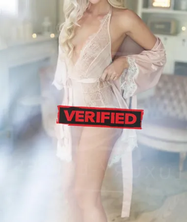 Britney seins Prostituée Les Coteaux